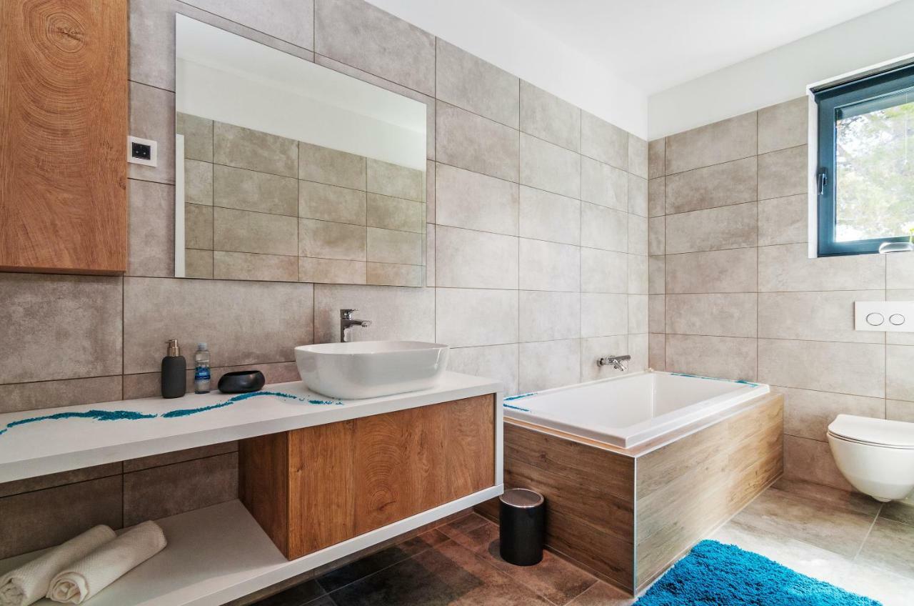 Punta Aqua Apartment Sukosan Ngoại thất bức ảnh
